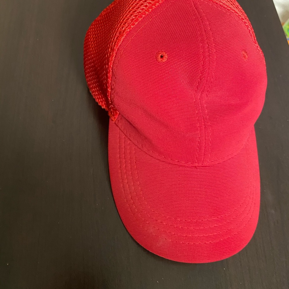 Hat - Picture 3 of 6